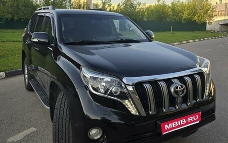 Toyota Land Cruiser Prado 150 рестайлинг 2, 2014 год, 3 250 000 рублей, 1 фотография