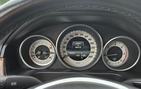 Mercedes-Benz E-Класс, 2015 год, 2 300 000 рублей, 13 фотография