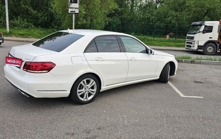 Mercedes-Benz E-Класс, 2015 год, 2 300 000 рублей, 4 фотография