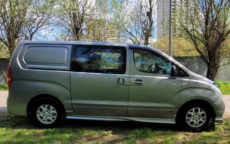 Hyundai Grand Starex Grand Starex I рестайлинг 2, 2011 год, 1 050 000 рублей, 7 фотография