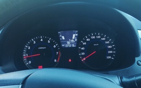 Hyundai Solaris II рестайлинг, 2011 год, 670 000 рублей, 3 фотография