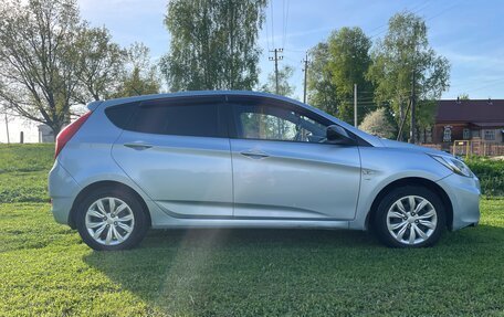 Hyundai Solaris II рестайлинг, 2012 год, 750 000 рублей, 4 фотография