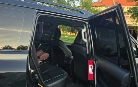 Toyota Land Cruiser Prado 150 рестайлинг 2, 2014 год, 3 250 000 рублей, 3 фотография