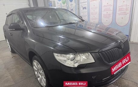 Skoda Superb III рестайлинг, 2012 год, 915 000 рублей, 5 фотография
