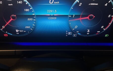 Mercedes-Benz GLE, 2019 год, 5 850 000 рублей, 13 фотография