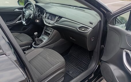 Opel Astra K, 2020 год, 1 450 000 рублей, 7 фотография