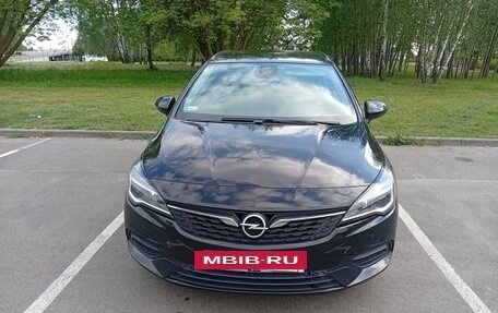 Opel Astra K, 2020 год, 1 450 000 рублей, 3 фотография
