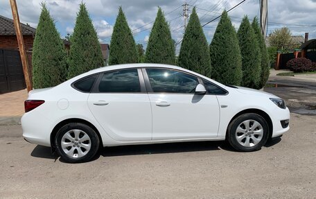 Opel Astra J, 2014 год, 935 000 рублей, 4 фотография