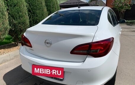 Opel Astra J, 2014 год, 935 000 рублей, 6 фотография