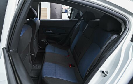 Chevrolet Cruze II, 2011 год, 760 000 рублей, 9 фотография
