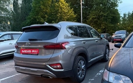 Hyundai Santa Fe IV, 2018 год, 2 400 000 рублей, 14 фотография