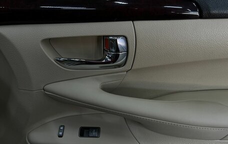 Lexus LX III, 2008 год, 2 649 888 рублей, 19 фотография