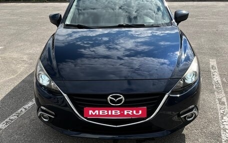 Mazda 3, 2015 год, 1 450 000 рублей, 2 фотография