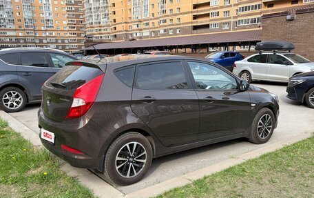 Hyundai Solaris II рестайлинг, 2015 год, 1 170 000 рублей, 4 фотография