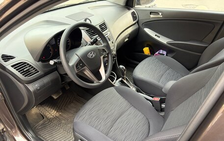 Hyundai Solaris II рестайлинг, 2015 год, 1 170 000 рублей, 9 фотография