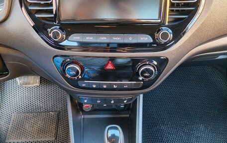 Hyundai Solaris II рестайлинг, 2021 год, 2 150 000 рублей, 11 фотография