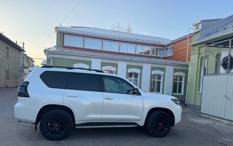 Toyota Land Cruiser Prado 150 рестайлинг 2, 2020 год, 4 950 000 рублей, 2 фотография