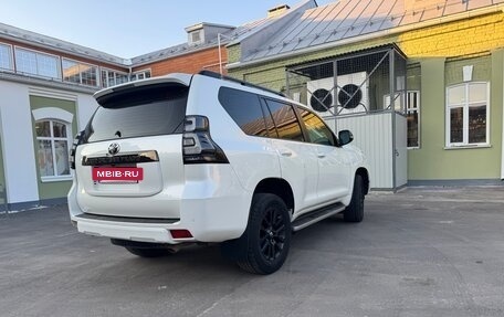 Toyota Land Cruiser Prado 150 рестайлинг 2, 2020 год, 4 950 000 рублей, 14 фотография