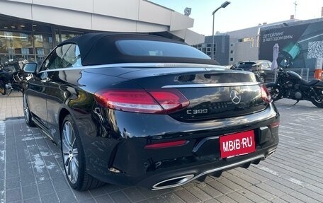 Mercedes-Benz C-Класс, 2018 год, 4 100 000 рублей, 3 фотография