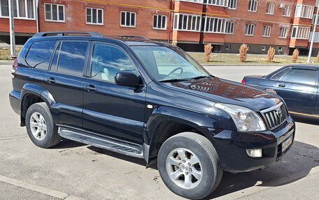Toyota Land Cruiser Prado 120 рестайлинг, 2006 год, 2 350 000 рублей, 6 фотография