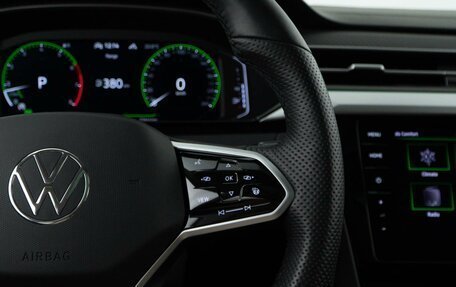 Volkswagen Passat CC, 2022 год, 4 999 050 рублей, 14 фотография