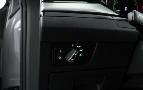 Volkswagen Passat CC, 2022 год, 4 999 050 рублей, 16 фотография