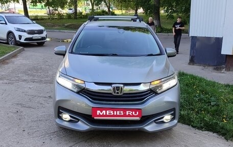 Honda Shuttle II, 2016 год, 1 270 000 рублей, 2 фотография