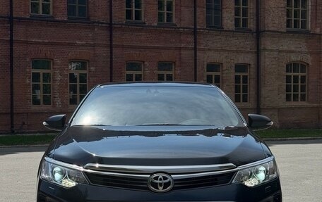 Toyota Camry, 2015 год, 2 050 000 рублей, 1 фотография