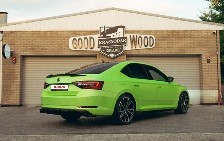 Skoda Superb III рестайлинг, 2015 год, 2 200 000 рублей, 26 фотография