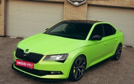 Skoda Superb III рестайлинг, 2015 год, 2 200 000 рублей, 21 фотография