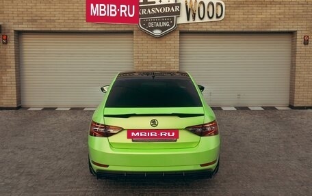 Skoda Superb III рестайлинг, 2015 год, 2 200 000 рублей, 31 фотография