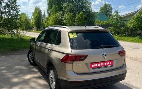 Volkswagen Tiguan II, 2017 год, 1 790 000 рублей, 3 фотография