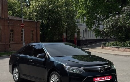 Toyota Camry, 2015 год, 2 050 000 рублей, 3 фотография
