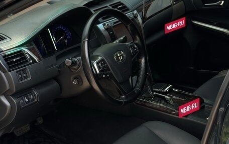 Toyota Camry, 2015 год, 2 050 000 рублей, 10 фотография