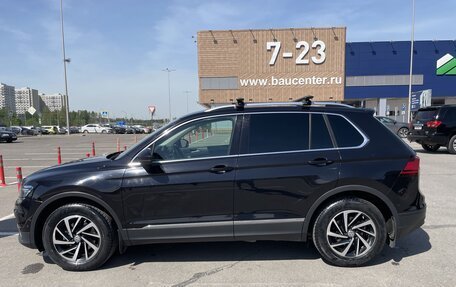 Volkswagen Tiguan II, 2018 год, 2 335 000 рублей, 1 фотография