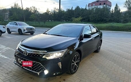 Toyota Camry, 2017 год, 2 050 000 рублей, 7 фотография