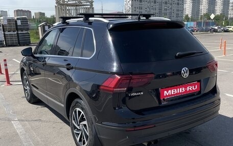 Volkswagen Tiguan II, 2018 год, 2 335 000 рублей, 8 фотография