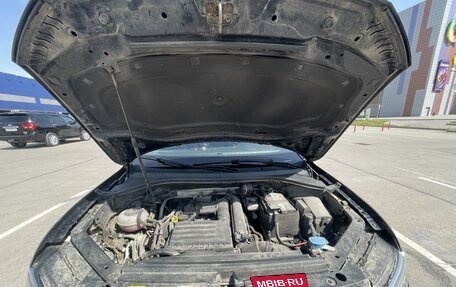 Volkswagen Tiguan II, 2018 год, 2 335 000 рублей, 14 фотография