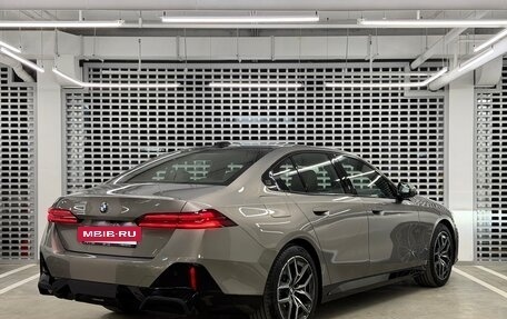 BMW 5 серия, 2025 год, 7 750 000 рублей, 3 фотография
