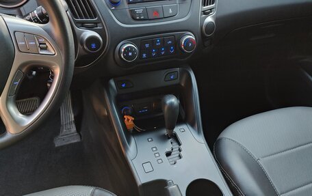 Hyundai ix35 I рестайлинг, 2015 год, 1 500 000 рублей, 9 фотография