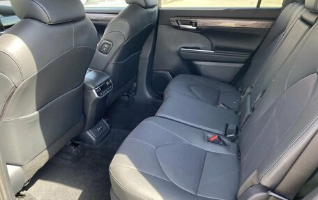 Toyota Highlander, 2026 год, 5 600 000 рублей, 25 фотография