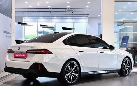BMW 5 серия, 2026 год, 5 950 000 рублей, 2 фотография