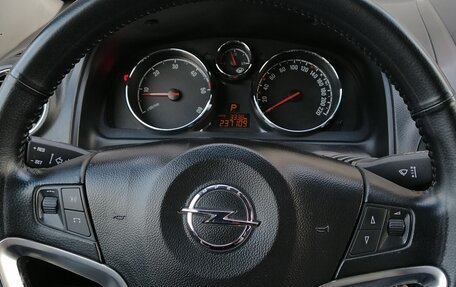 Opel Antara I, 2014 год, 1 000 000 рублей, 26 фотография