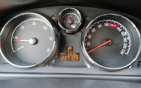 Opel Antara I, 2014 год, 1 000 000 рублей, 27 фотография