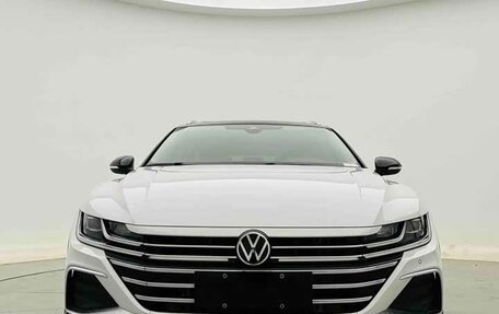 Volkswagen Passat CC, 2023 год, 4 391 600 рублей, 2 фотография