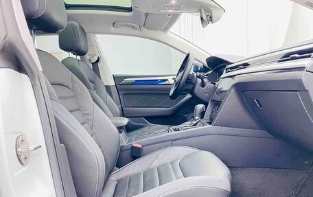 Volkswagen Passat CC, 2023 год, 4 391 600 рублей, 14 фотография