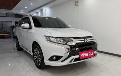 Mitsubishi Outlander III рестайлинг 3, 2022 год, 1 700 000 рублей, 1 фотография