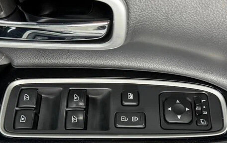 Mitsubishi Outlander III рестайлинг 3, 2022 год, 1 802 000 рублей, 13 фотография