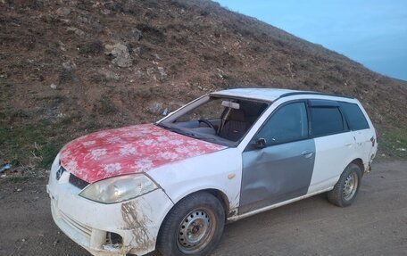 Nissan Wingroad III, 2003 год, 75 000 рублей, 3 фотография