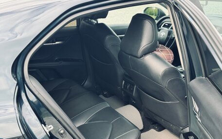 Toyota Camry, 2020 год, 2 700 000 рублей, 9 фотография